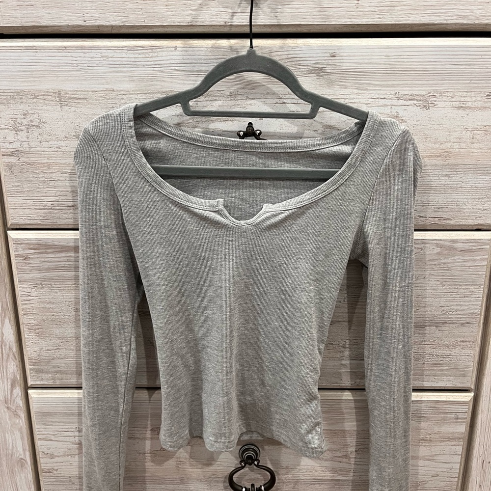 Gray Long Sleeve Women's Top